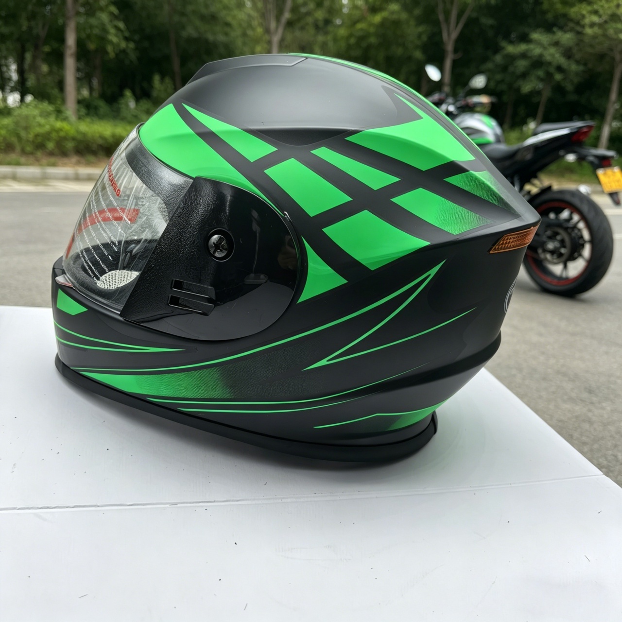 Męski kask motocyklowy integra – Dual Visor Motorcycle Racing Helmet recenzja i cena
