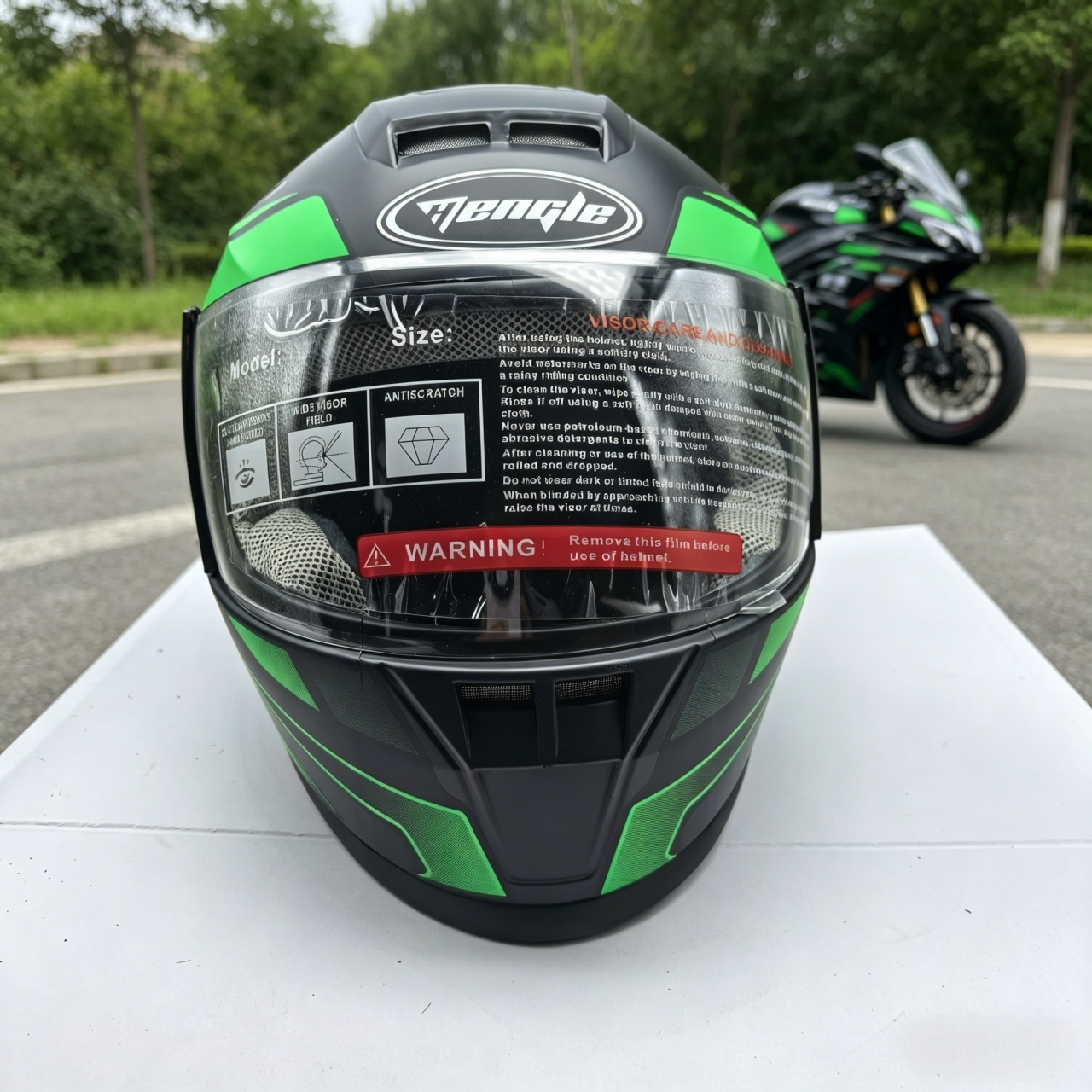 Męski kask motocyklowy integra – Dual Visor Motorcycle Racing Helmet recenzja i cena